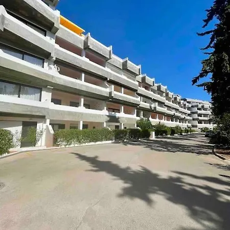 Balaia House Apartment *